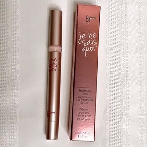 IT Cosmetics Lip Treatment